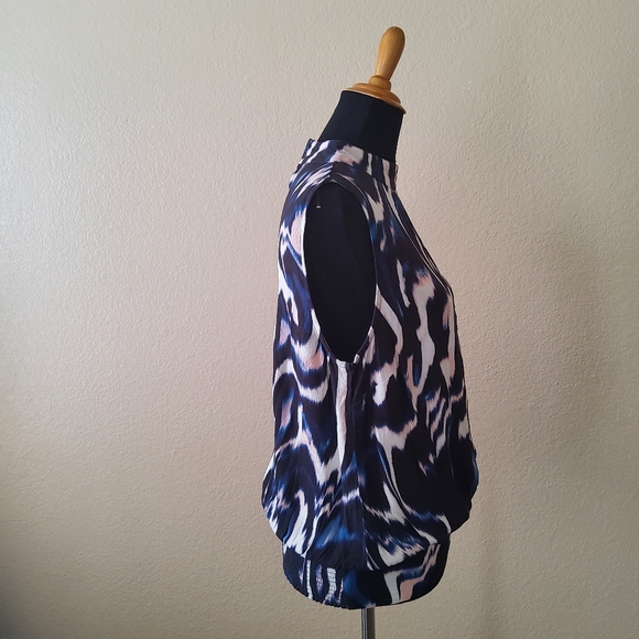 Liverpool Keyhole Cutout Multicolor Print Halter Tank Top Size M Blue New - Picture 4 of 11